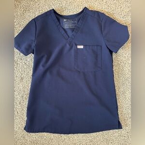 Figs XXS Navy (1 shirt, 3 bottoms)